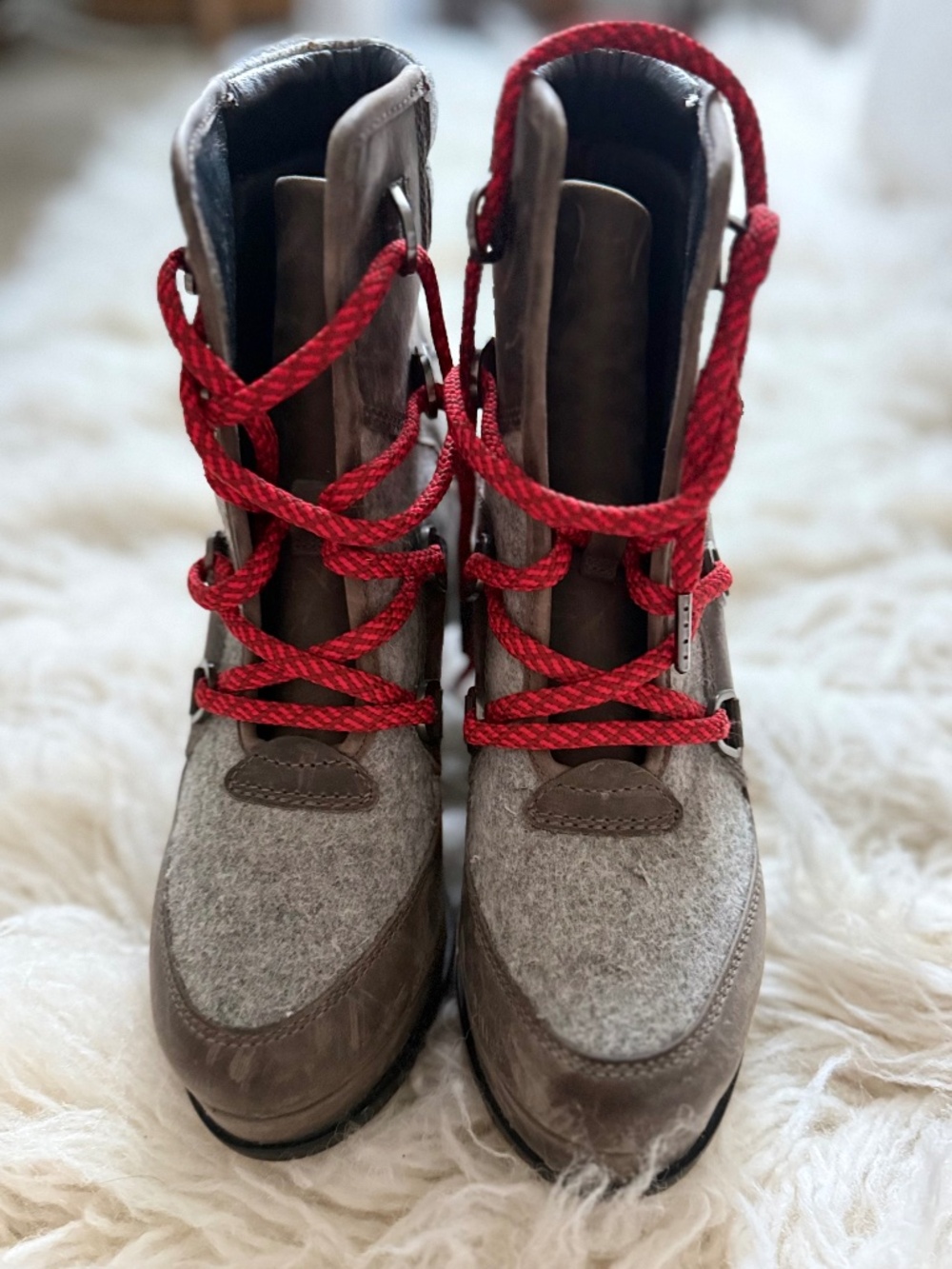 SOREL Blake Lace Waterproof Heeled Ankle Boots.- Size 8 - NEW